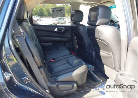 2015 Nissan Pathfinder Platinum z USA, uszkodzony, nr VIN 5N1AR2MN0FC696678